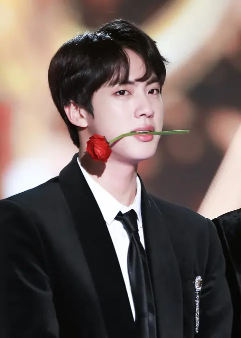 180125 방탄소년단 진.jpg