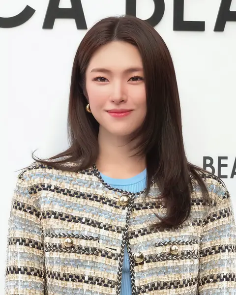 250404 Ahn Ha-Young (안하영).png