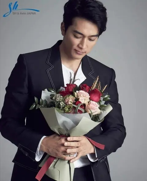 Song seung heon.jpg