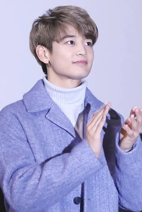 Choi Min-ho at Derailed press conference in November 2016 04.jpg