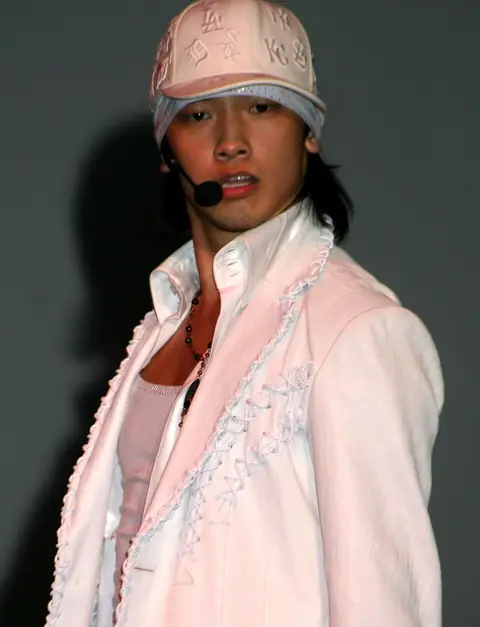 Bi (Rain).jpg
