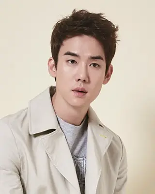 Yoo Yeon-seok - Bean Pole catalogue 2015 Spring-Summer 01.jpg