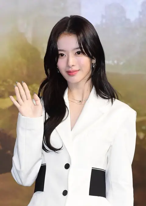 Roh Jeong-eui 노정의 in January 2024.jpg