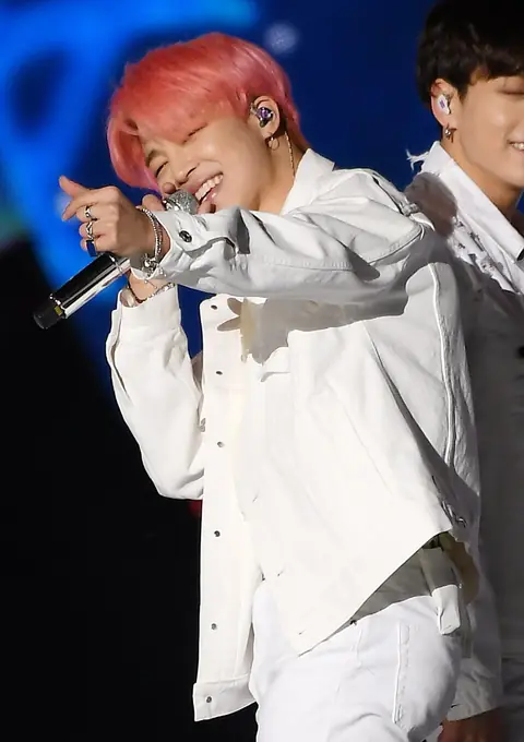 190428 Jimin at the SBS Super Concert in Gwangju.jpg