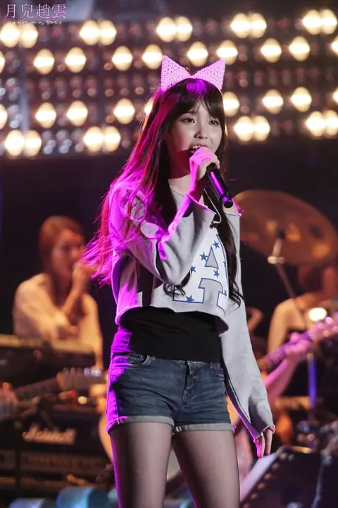 120923 아이유 앵콜콘서트 (2).jpg