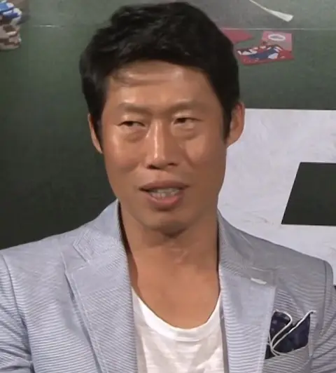 (타짜-신의 손) 주거니 받거니 토크 영상 (유해진).jpg