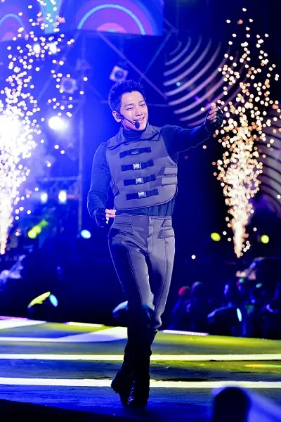 Rain at the 2018 Taipei New Year's Eve party.jpg