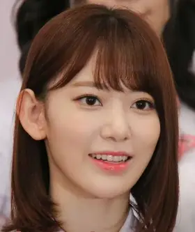 SakuraMiyawakiProduce48.jpg
