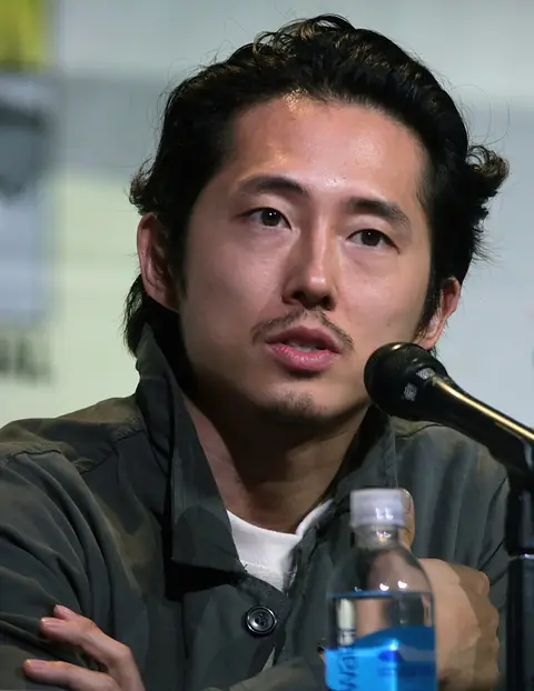 Steven Yeun 2016.jpg