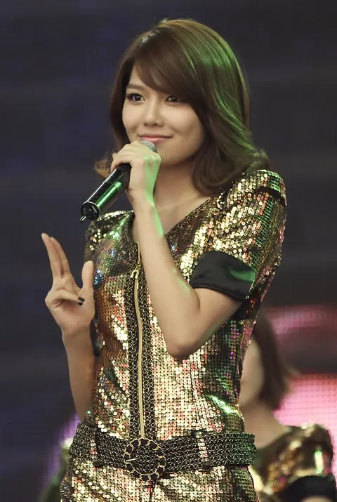 Sooyoung at Angel Price Music Festival in April 2011 02.jpg